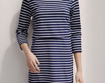 Robe d'allaitement Bshirt à rayures bleu marine/blanc