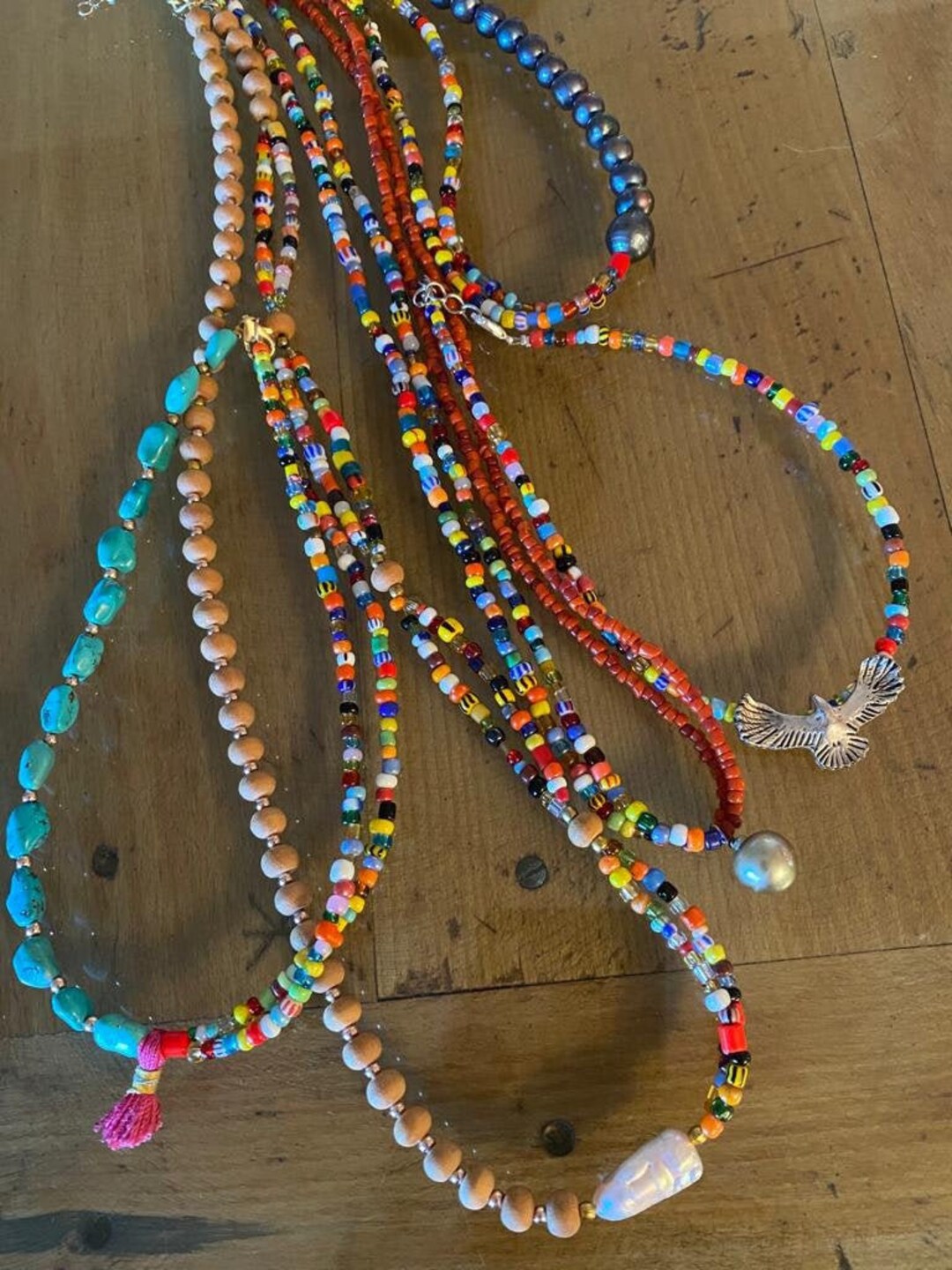 bead necklace string