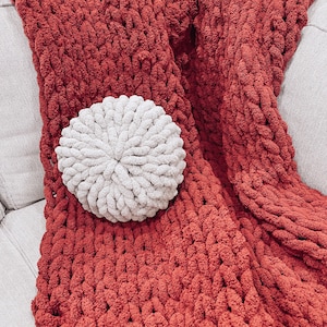 Chunky Knit Blanket, Cozy Blanket, Chunky Chenille Blanket, Handmade Throw Blanket, Knit Blanket, Knitted Blanket, Blanket, Home Decor, Cozy