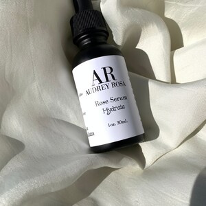 Rose Serum with Hyaluronic Acid