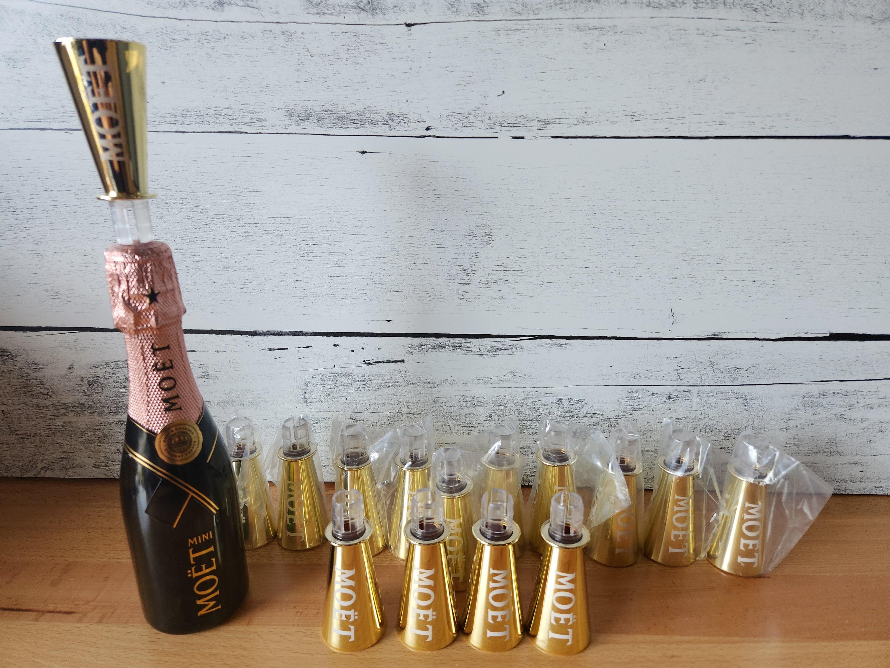 Sipstar Champagne Flute Sipper for Mini Moet & Korbel