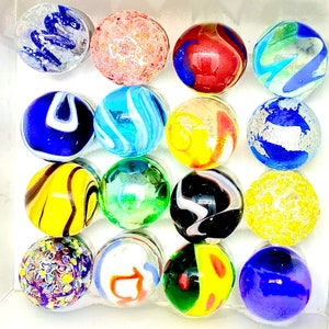 16 Marbles (16mm) in a Box - Including 6 Stunning Handmade Marbles