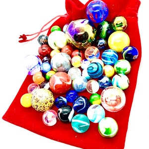 50 Vibrant Marbles in a Red Velvet Bag - Including 1 Giant Marble per Bag