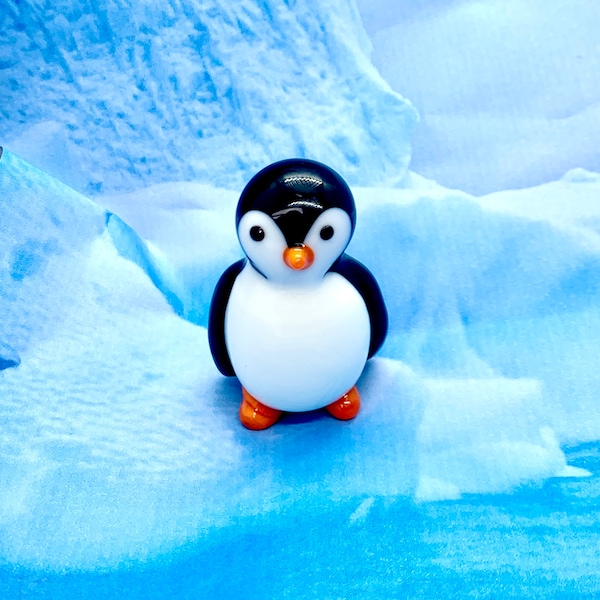 Handblown Glass Penguin Figurine – Murano Style Ornament