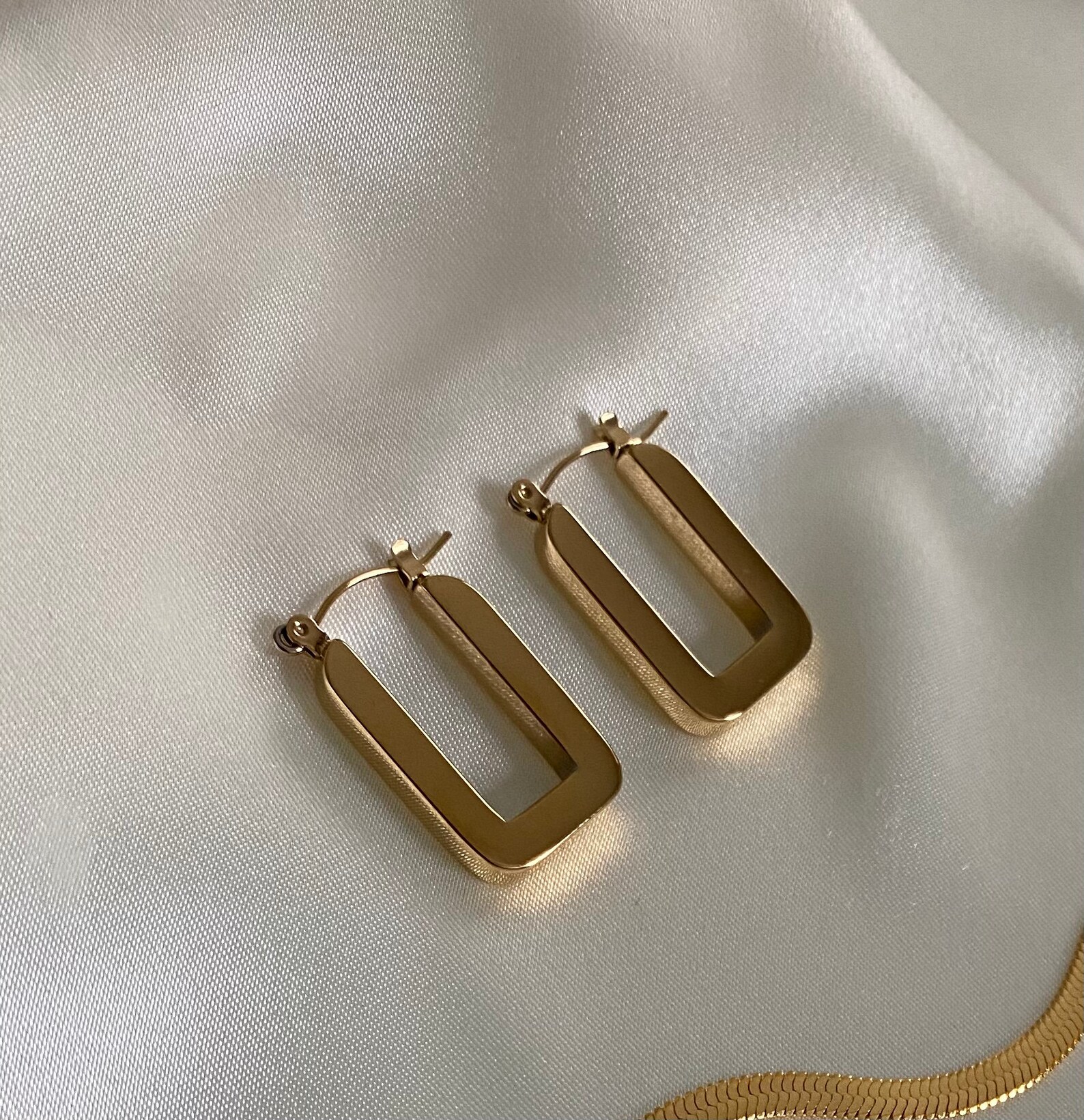 U Shaped Earrings Chunky Gold Earrings Rectangle Hoops Etsy