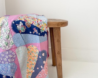 Vintage Quilt TOP: Unfinished Fan Quilt (62 x 76 inches)