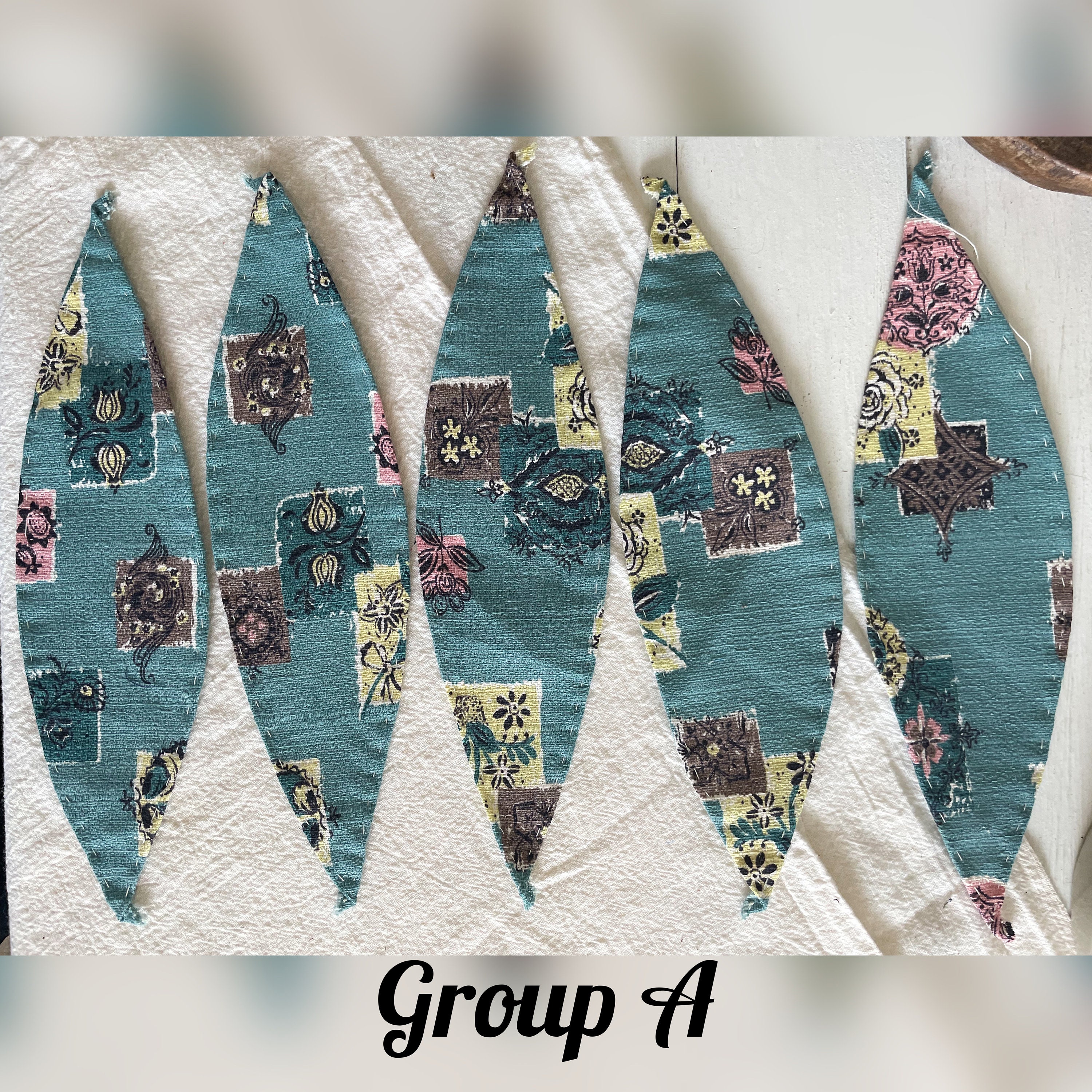 Lot de petits coupons de tissus anciens , avec oiseaux , patchwork