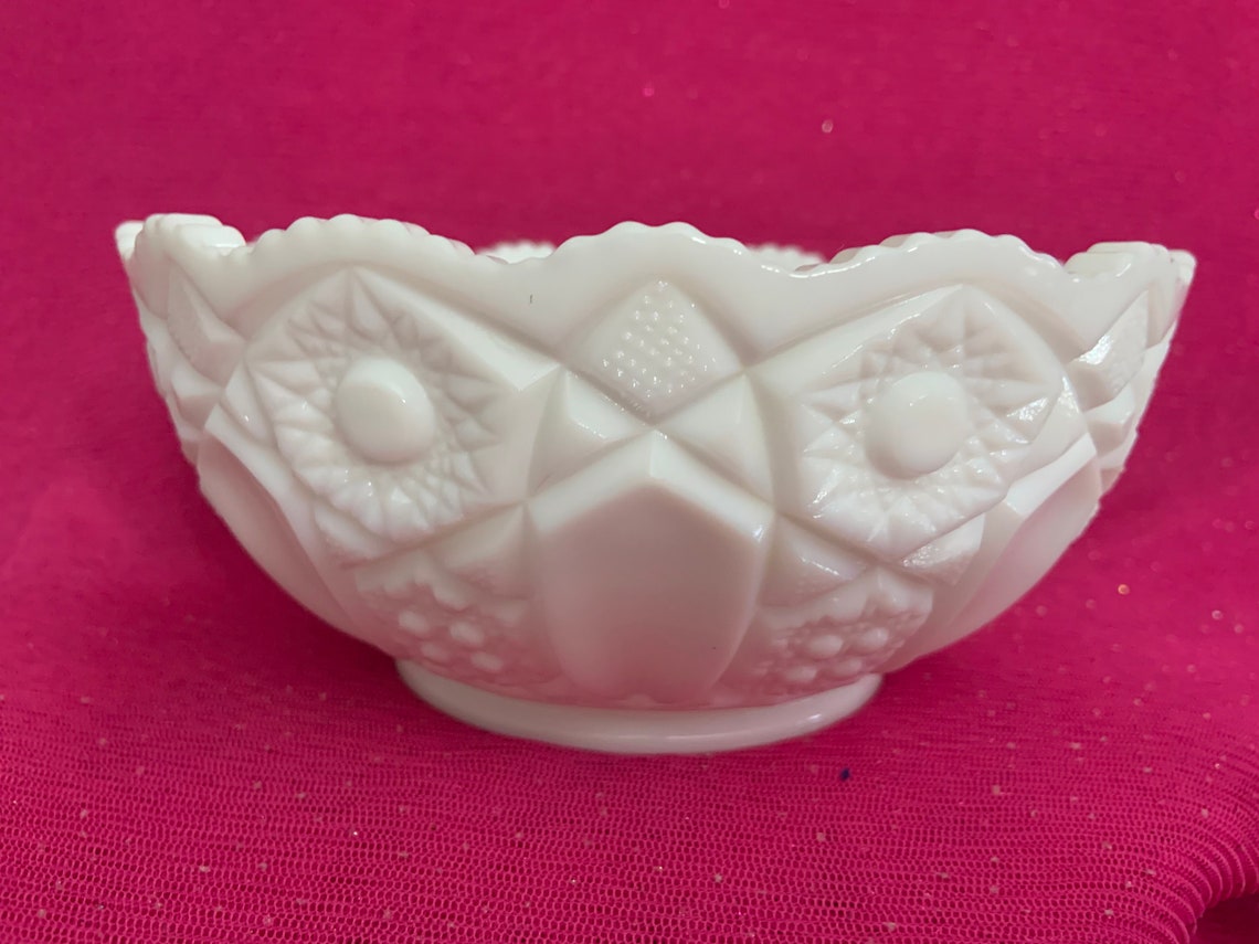 Vintage Milk Glass Bowls Old Quilt Design Set of 2 Etsy
