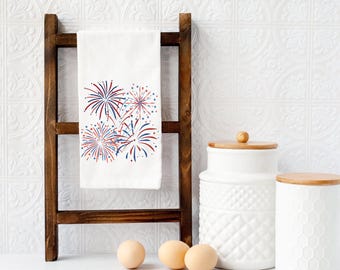 Patriotic Kitchen Towel, Fireworks Dish Towel, 4th Of July Towel, Red White Blue Towel, Independence Day Decor, Holiday Kitchen Decoration