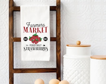 Strawberry Kitchen Tea Towel, Strawberry Kitchen Decor, Summer Kitchen Decor, Strawberry Gifts, Red Kitchen Accent, Fruit Kitchen Towel