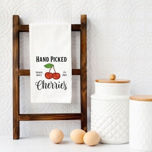 Cherry Flour Sack Towel, Red And White Kitchen Decor, Cotton Dish Cloth Towel, Country Kitchen Gifts, Cherry Lover Gift, Gift For Friend