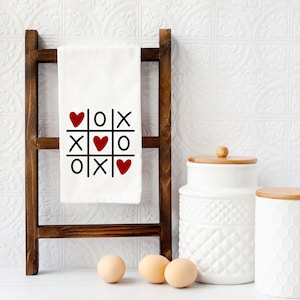 Valentines Day Decor, Heart Flour Sack Towel, Love Dish Towel, Valentines Day Towel, Valentines Day Kitchen Towel, Valentines Day Gift