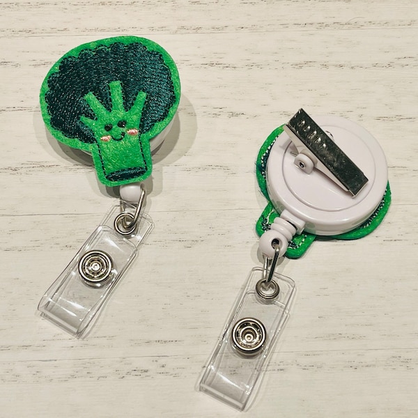 Prasacco 3 Pack Retractable Badge Reels Holder Nurse Badge Reel