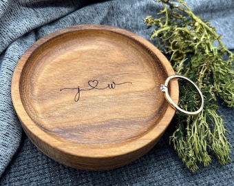 Personalized Wooden Ring Dish, engagement gift with custom initials | wedding ring jewelry tray | 5th Anniversary | catchall, gift for bride