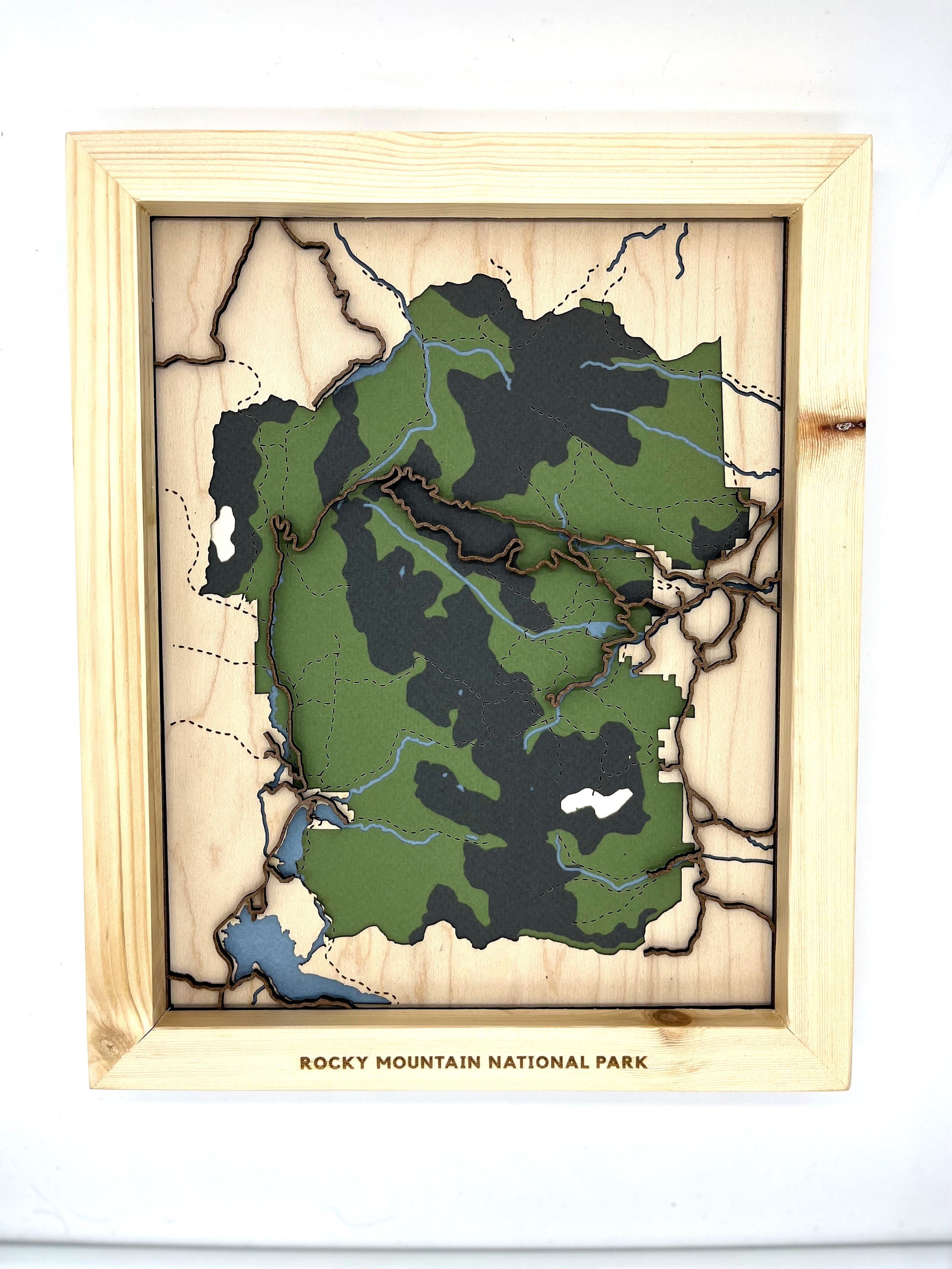 Amazing topographic U.S. map built to scale, features 15 wood species