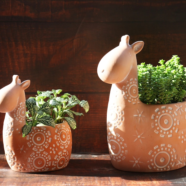 Terracotta Animal Planter Giraffe Succulent Pots,  2-Pack Mother and Daughter Pots, Cute Garden Decor, 3 inch/ 4 Inch Pots