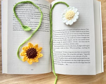 Crochet Bookmark - Daisy Bookmark, Sunflower Bookmark, Floral Bookmark, Gift for Book Lover, Gift for Bookworm, Gift for Teacher
