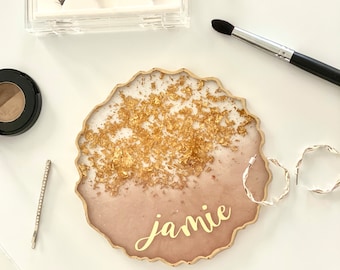 Personalized and Customizable Geode Resin Coaster - Drink/Coffee Coasters - Agate - Handmade Home and Kitchen Decor (Gold Leaf)