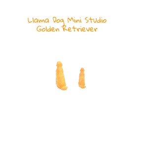 Puede incluir: Dos figuritas de perro golden retriever, una m&aacute;s grande que la otra, de pie sobre un fondo blanco. El texto "Llama Dog Mini Studio Golden Retriever" est&aacute; escrito encima de las figuritas.