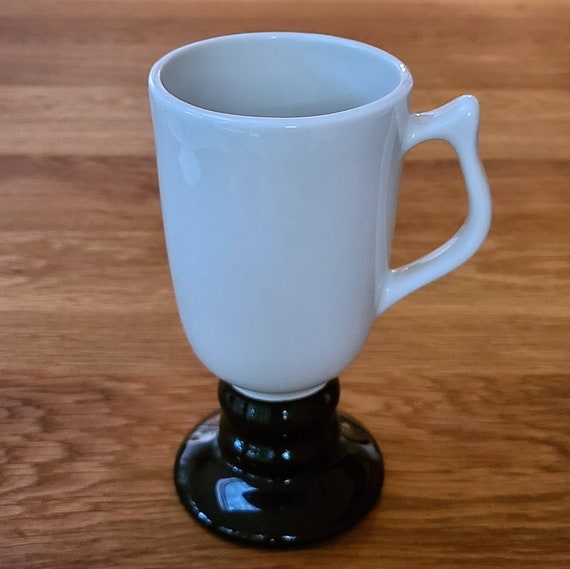 HALL Irish Coffee Mug. Vintage USA Made White and Mocha Footed