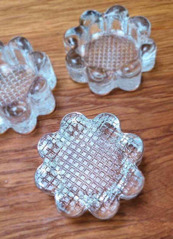 Set of 3 Tea Light Candle Holders Clear Glass Candle Holders