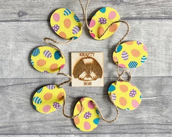 Wooden Easter Egg Bunting, Easter Egg Garland, Birthday Gift for Daughter, Easter Decoration for Children, Kitchen Decor for Easter