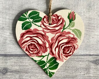 Emma Bridgewater Pink Rose Decoration, 5th Anniversary Gift for Wife, Birthday Gift for Rose Lover, Rose Gifts for Mum, Floral Decor