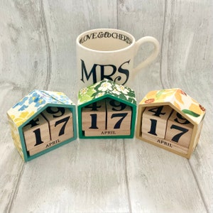 Wooden Perpetual Calendar, Block Calendar for Desk, Wooden Desk Accessories for Her, Emma Bridgewater Gifts for Teacher