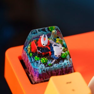 Custom Hollow Knight Artisan Keycap, Resin Keycap for Handmade Gift, Personalized Gift and Birthday Gift for him,Custom keycaps,Gift for her