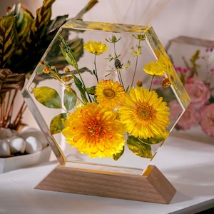 SUNFLOWER Resin Lamp Custom Night Light for Home Decor Custom Table Lamp Personalized Gift for Art Decor and Gift for Her