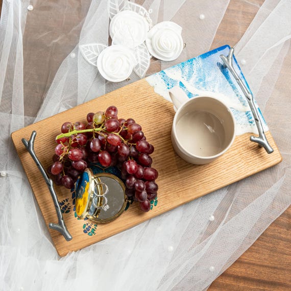 Personalized Serving Tray Wood Epoxy Resin, Epoxy Resin Cheese Tray,  Personalized Wedding Gift, Handcrafted Gifts, Housewarming Gift