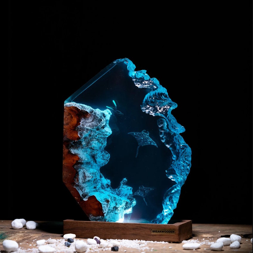 Night Light scuba diver ocean,Ray lamp resin,epoxy resin wood,custom epoxy lamp,blue ocean lamp,shark epoxy lamp,home decor , christmas gift