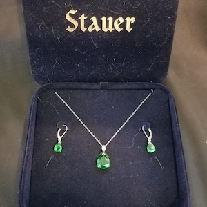 Stauer store helenite necklace