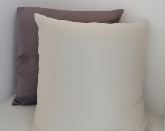 Housse de coussin upcyclée couleur pastel