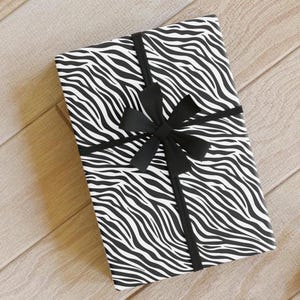 Zebra Gift Wrap – Luxury Animal Print Wrapping Paper Sheets, Eco Gift Wrap for Birthdays & Fashion Lovers, Safari Party Gift Wrap