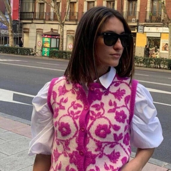 Zara Magenta Floral Knit Vest Bloggers 