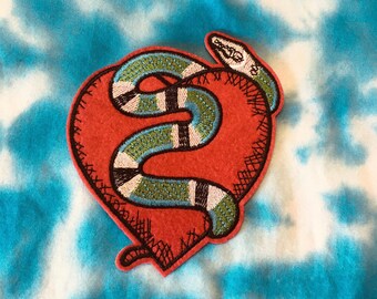 Snake /& Bee Embroidery patch 1 Set Red Heart