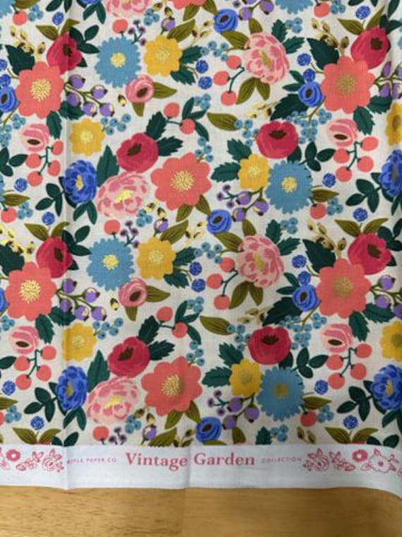Vintage Garden from Rifle Paper Co. (Cream)