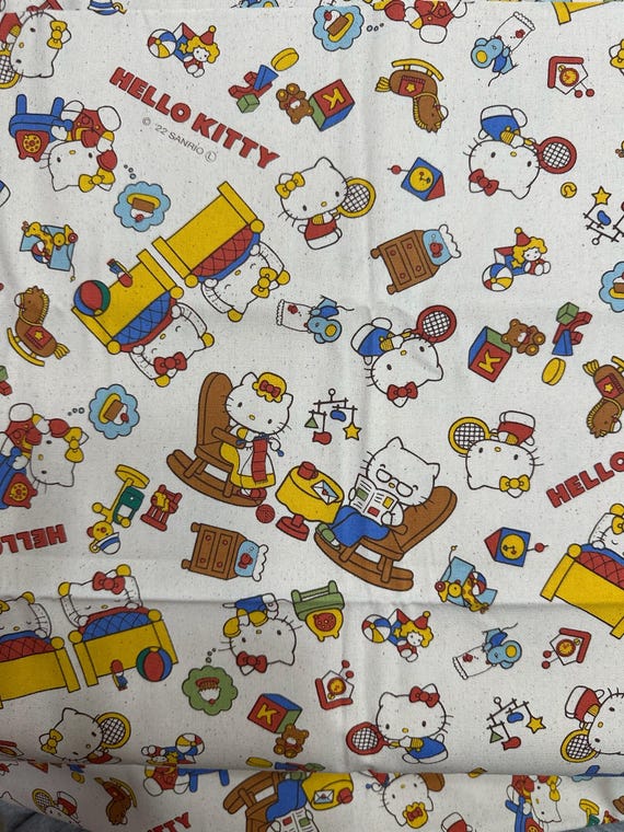 CANVAS - Hello Kitty & Family (CREAM)