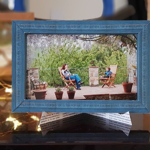 On The Piano, Elegant Frame, Decoration on wall or Shelf , natural look , DIY, Home made Photo Frame, Simple origami gift