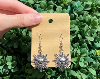 Silver Sun Burst Earrings - Cute Jewelry