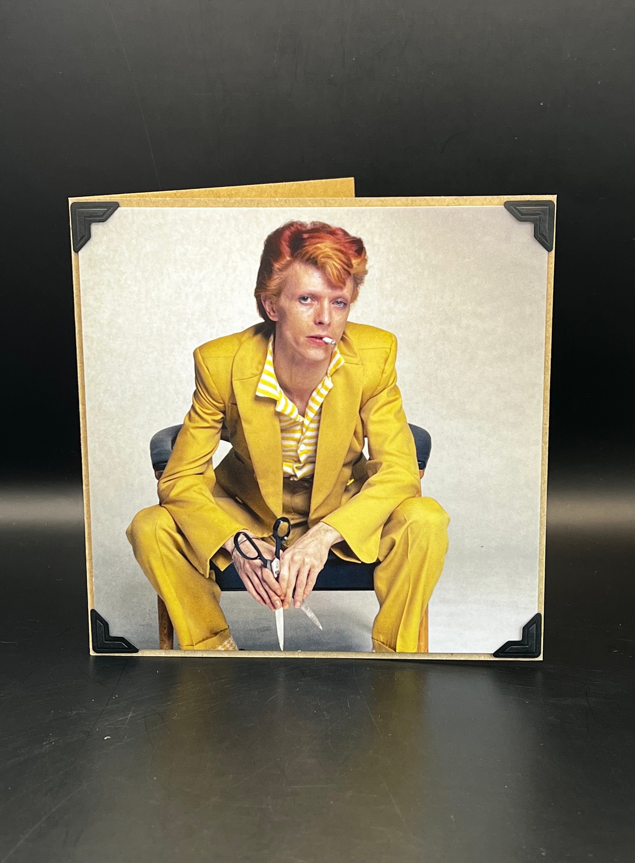DAVID BOWIE ポストカード David Bowie Original Postcard V & A From the David Bowie is