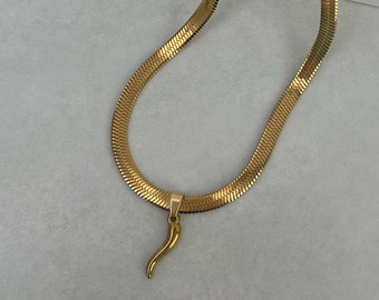 Gold Cornicello Italian Horn Amulet Protection Charm Snake Chain Pendant Necklace