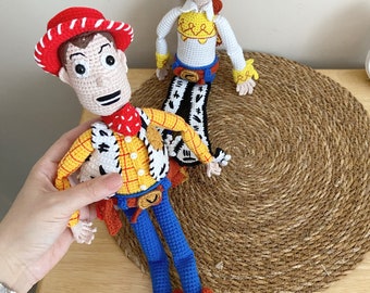 juguetes de crochet, juguetes de crochet, juguetes amigurumi terminados, sheriff, juguetes, muñeca de crochet