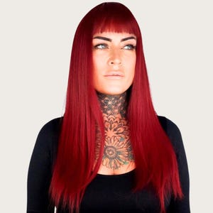Dark Red Wig with Wispy Bangs: 26&quot; Glueless Heat-Resistant Unisex Wig