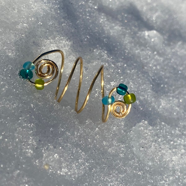 Twisty Turny glass bead Ring