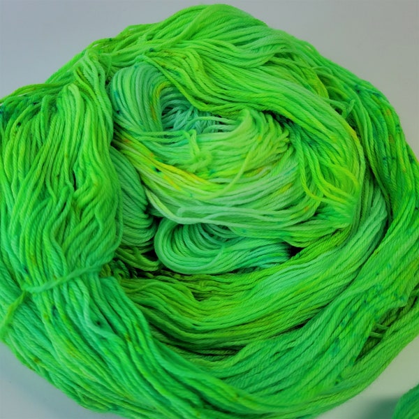 Glow Worm | Hand-Dyed Merino & Nylon Fingering Weight Yarn | 100g