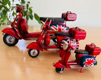 Union Jack Iconic Scooter Motorbike Metal Ornament Gift Decor