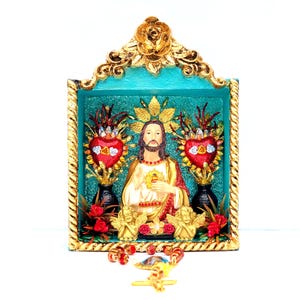 Sacred Heart of Jesus portable shrine with handmade rosary included