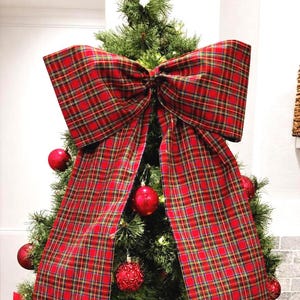 Tree Topper: Large Red Plaid Bow, Tartan Christmas Tree Bow, Oversized Bow for Wreath, Traditional Holiday Decor, Fabric Tree Topper, 15x30